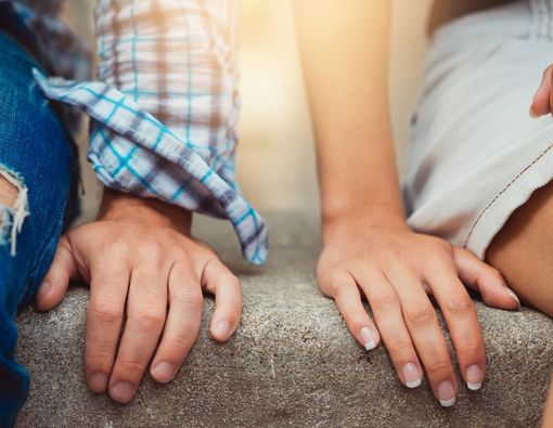 Tanda-Tanda Anda Terjebak dalam Hubungan Sepihak