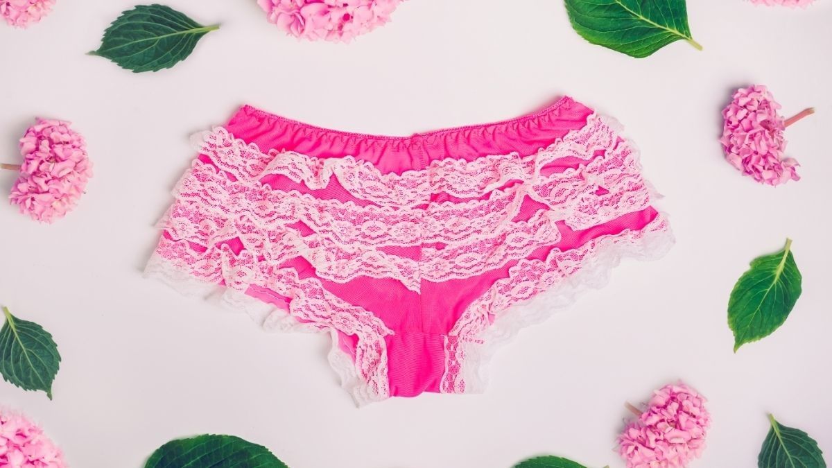 Ladies, Yuk Kenali Macam-Macam Celana Dalam Wanita!