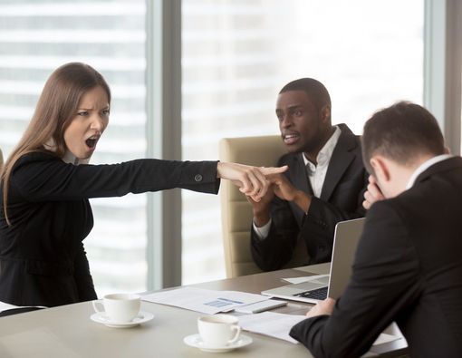 Dampak Mengumbar Emosi Seperti Bu Dendy pada Kesehatan