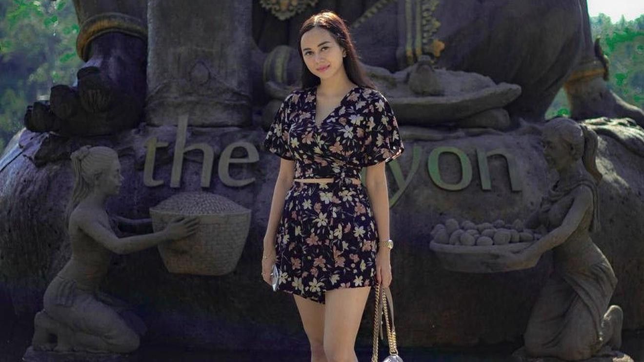 Tips Tetap Seksi Saat Hamil Muda seperti Aura Kasih