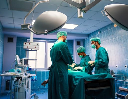 Mengenal Risiko dan Efek Samping Transplantasi Jantung