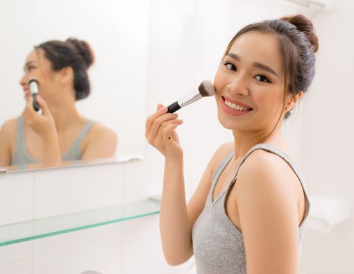 Bahaya Memakai Make Up saat Olahraga