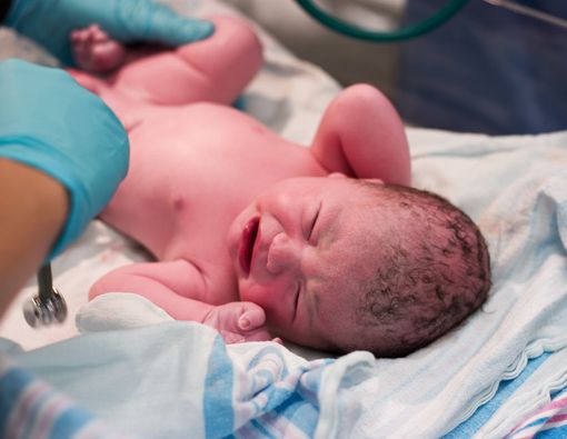 4 Manfaat Sunat bagi Bayi Laki-laki