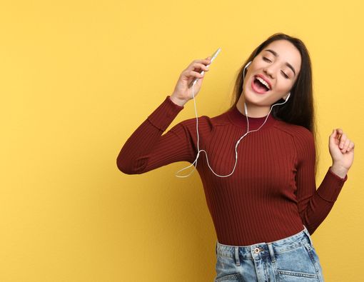 Segudang Manfaat Sehat Mendengarkan Musik