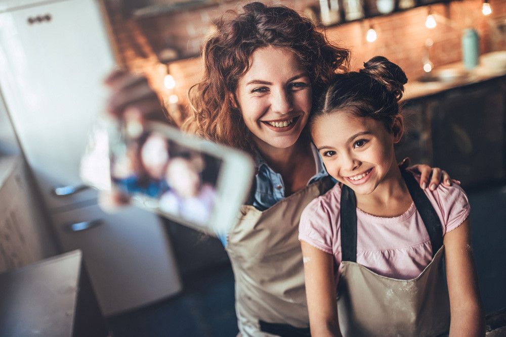 Sebelum Unggah Foto dan Video Anak di Media Sosial, Baca Ini!