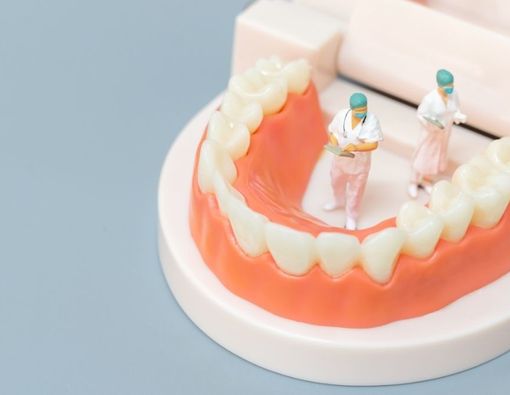 Prosedur Cangkok Gusi untuk Mengatasi Resesi Gusi