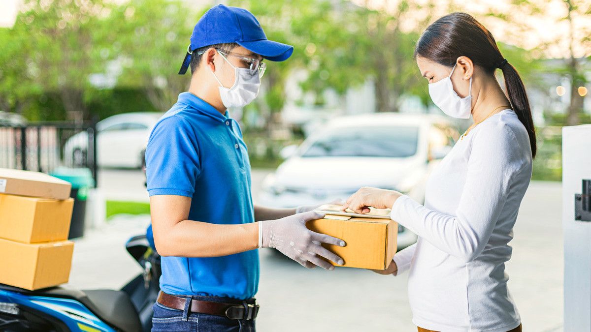 Cegah Penyakit, Ini Cara Aman Menerima Paket saat Pandemi