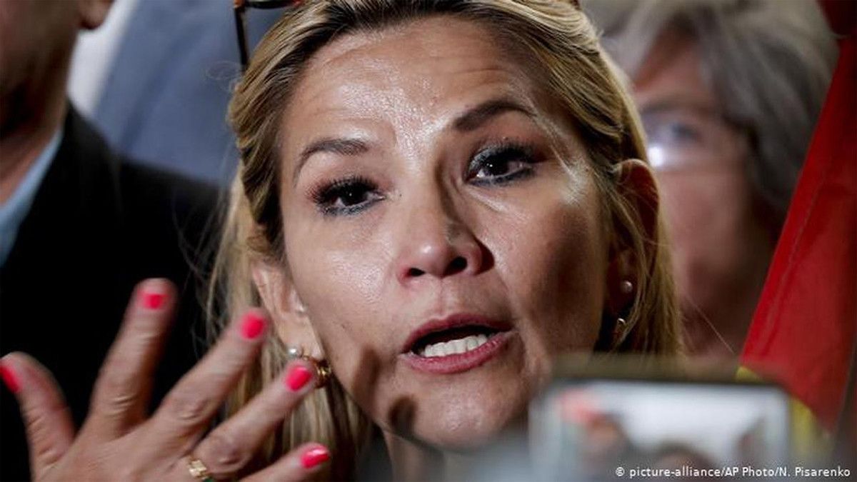 Presiden Bolivia Jeanine Añez Dinyatakan Positif Terinfeksi Virus Corona!