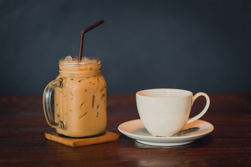 Es Kopi dan Kopi Panas, Mana yang Lebih Sehat?