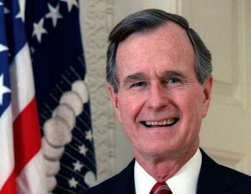 George H.W. Bush Meninggal Akibat Vascular Parkinsonism