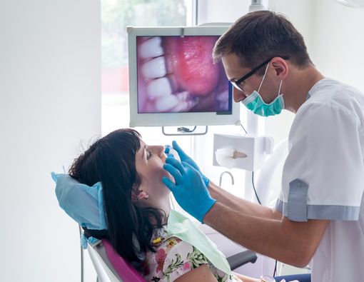 5 Masalah Gigi yang Sering Dialami Penderita Diabetes