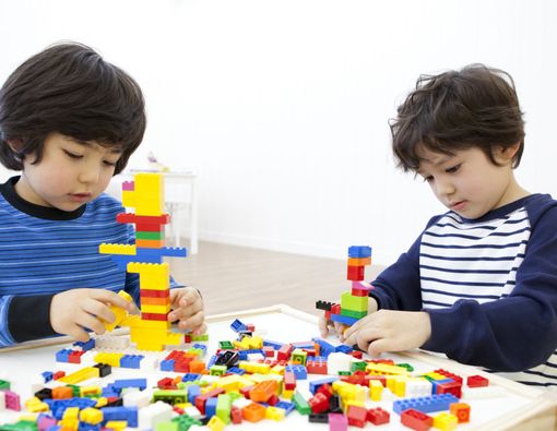 Rangsang Kreativitas Anak Lewat Lego