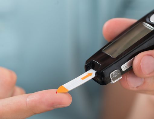 Panduan untuk Cek Gula Darah Sendiri di Rumah