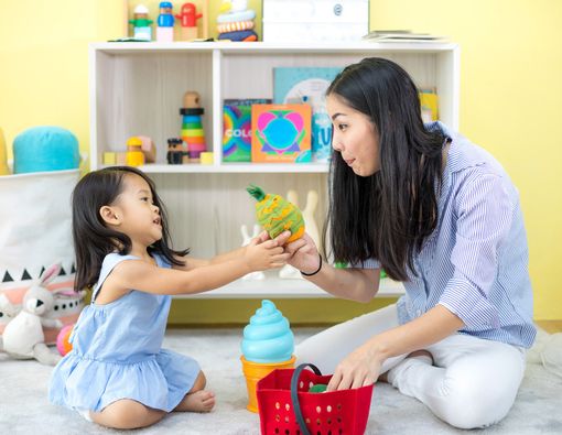 Anak Bosan? Yuk, Ajak Bermain Ini!