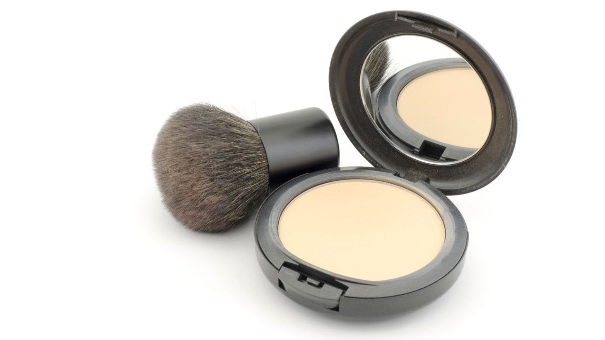 Bedak Translucent - Perumperindo.co.id