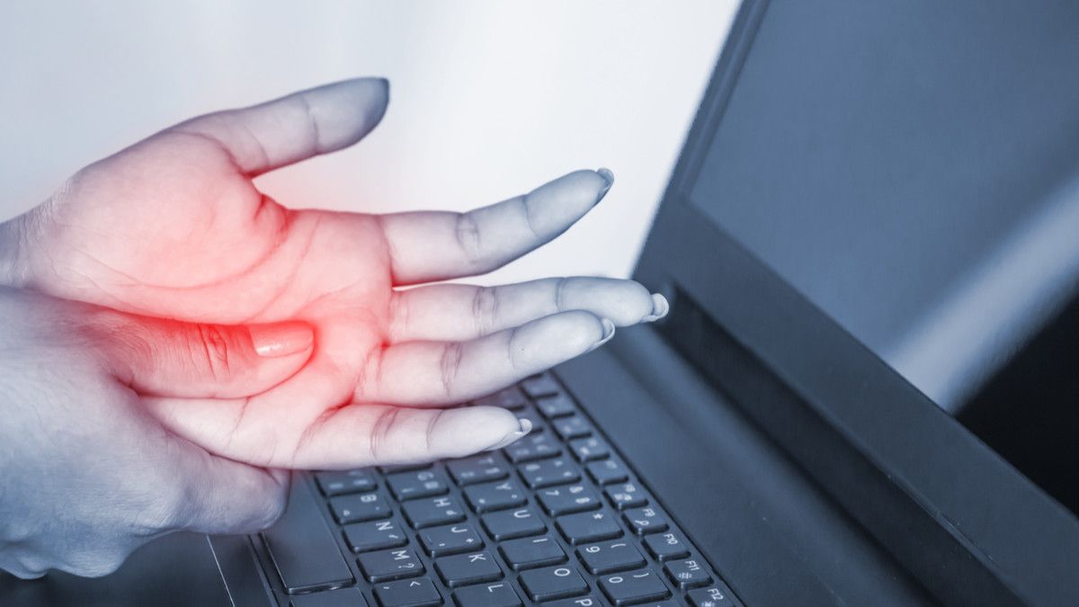 Lelah akibat Mengetik, Ini Tips Atasi Pegal pada Tangan