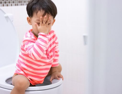 Asupan Probiotik untuk Mengatasi Sembelit pada Anak