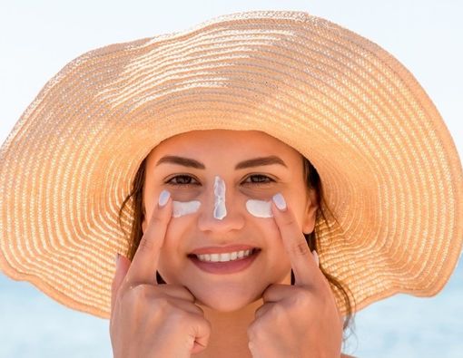 Reapply Sunscreen di Wajah Ber-Makeup