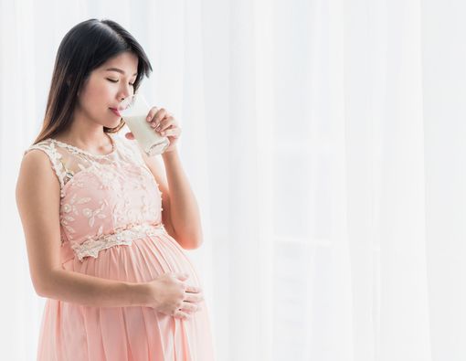 Bolehkah Ibu Hamil Minum Susu UHT?