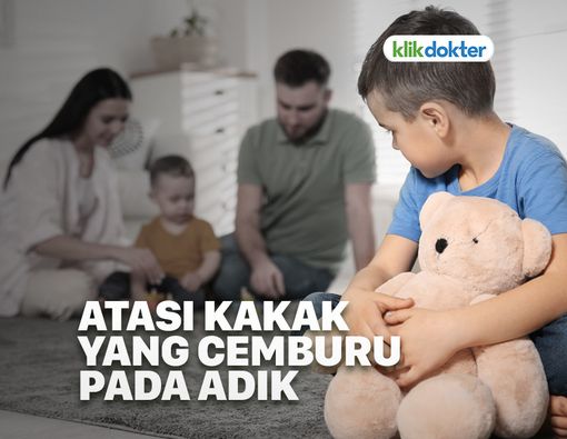 Si Kakak Cemburu pada Adik? Ini Cara Menghadapinya
