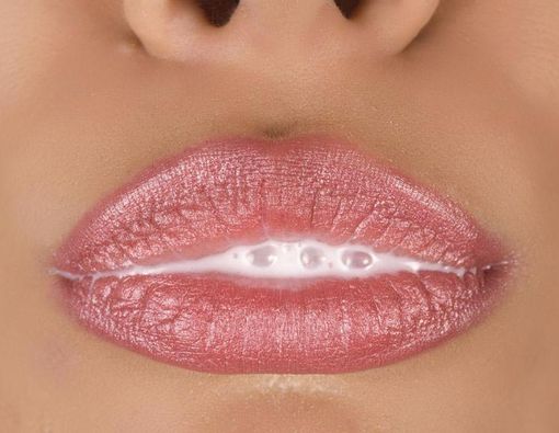 Benarkah Menelan Sperma Bisa Sebabkan Kehamilan?