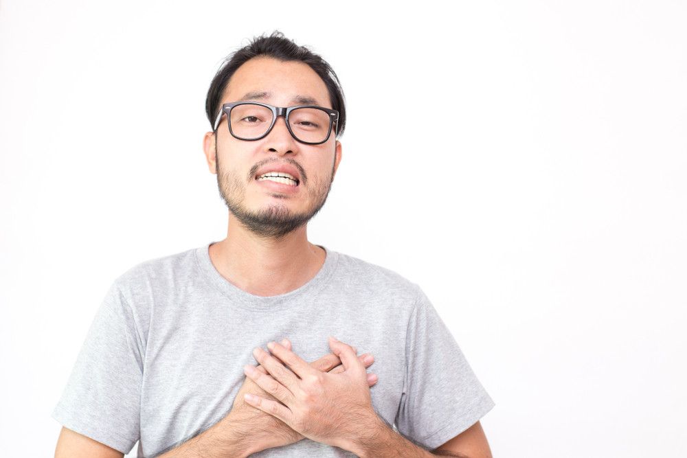 Benarkah Radang Paru Awal dari Gejala HIV?