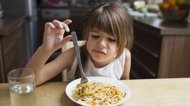 6 Penyebab Nafsu Makan Anak Turun dan Tips Menghadapinya 
