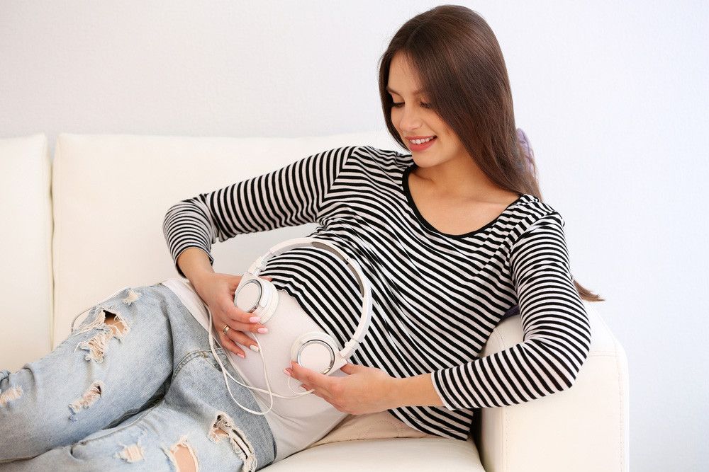 Kiat agar si Kecil Cerdas sejak dalam Kandungan