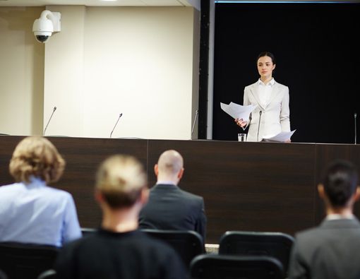 Politikus Bersuara Berat dan Dalam Lebih Berpeluang Sukses