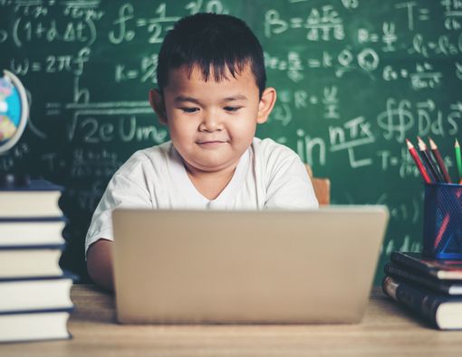 Dampak Buruk Belajar Online Bagi Anak Introvert