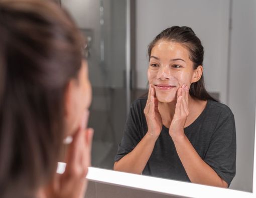 6 Manfaat Lactic Acid untuk Kulit yang Lebih Cerah