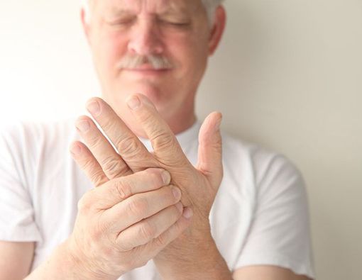 Nyeri Sendi dan Jari Kaku, Adakah Hubungannya?