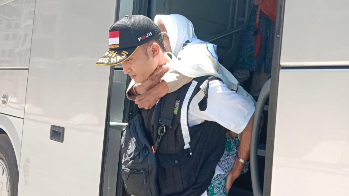 Tips Mengatasi Kelelahan bagi Jemaah Haji Lansia