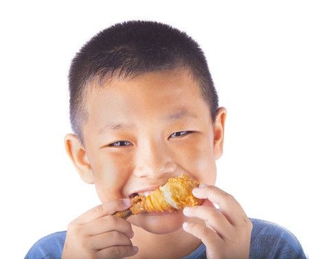 Kecerdasan Anak Turun jika Sering Makan Fast Food