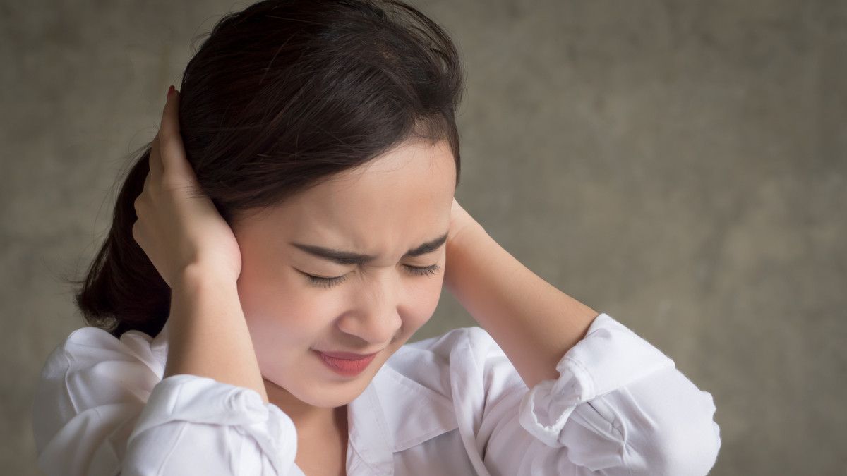 Telinga Sering Berdengung, Apa yang Salah? (9nong/Shutterstock)