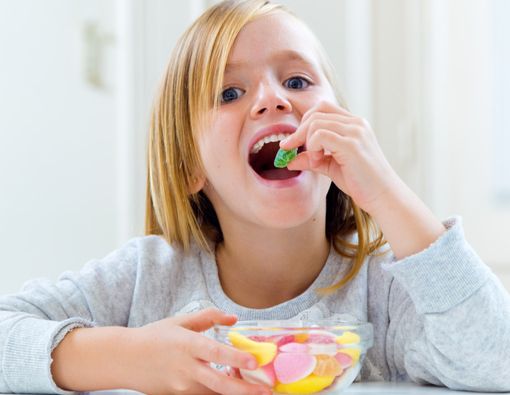 Benarkah Anak Sering Ngemil Makanan Manis Berisiko Kena Diabetes?