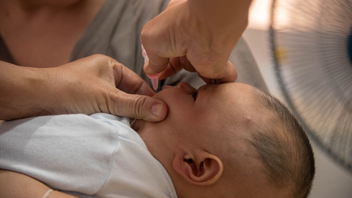 Vaksin Polio Tetes dan Suntik, Apa Bedanya?
