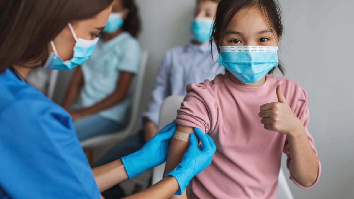 6 Alasan Pentingnya Mendapatkan Vaksin Influenza untuk Anak dan Dewasa