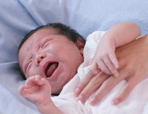 Kenapa Anak Bayi Sering Pura-Pura Batuk?