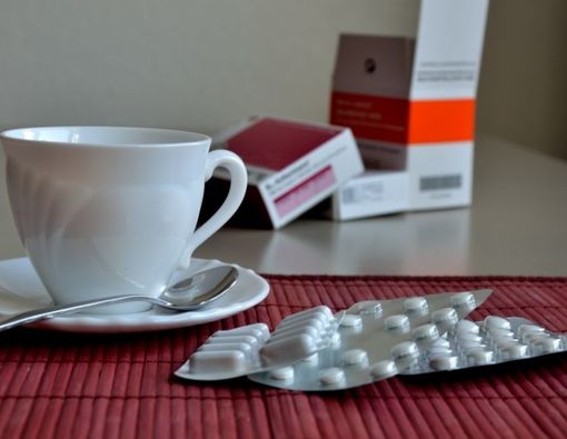 Minum Kopi Setelah atau Sebelum Minum Obat, Amankah?