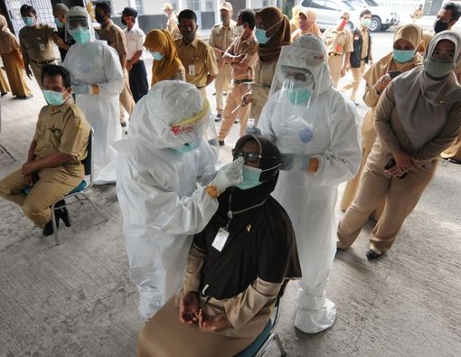 Heboh Tes Swab Anal, Apakah Lebih Efektif Deteksi COVID-19?