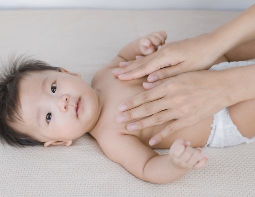 Berbagai Manfaat Petroleum Jelly untuk Kulit Bayi