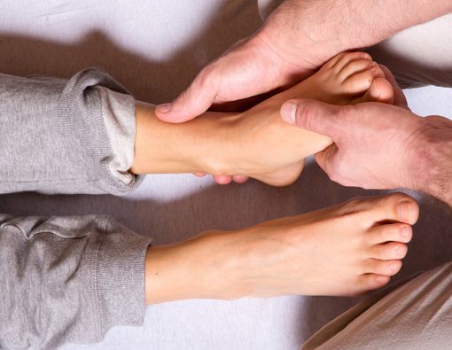 Urut Patah Tulang, Efektifkah?