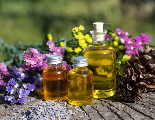 5 Jenis Essential Oil yang Aman untuk Ibu Hamil