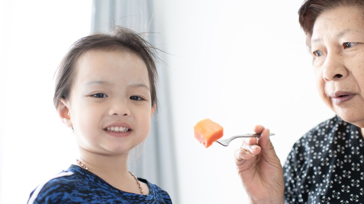 Cara Menyamarkan Bau Pepaya Agar Anak Mau Memakannya