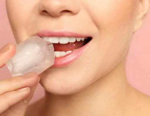 Daftar Makanan yang Efeknya Buruk bagi Gigi