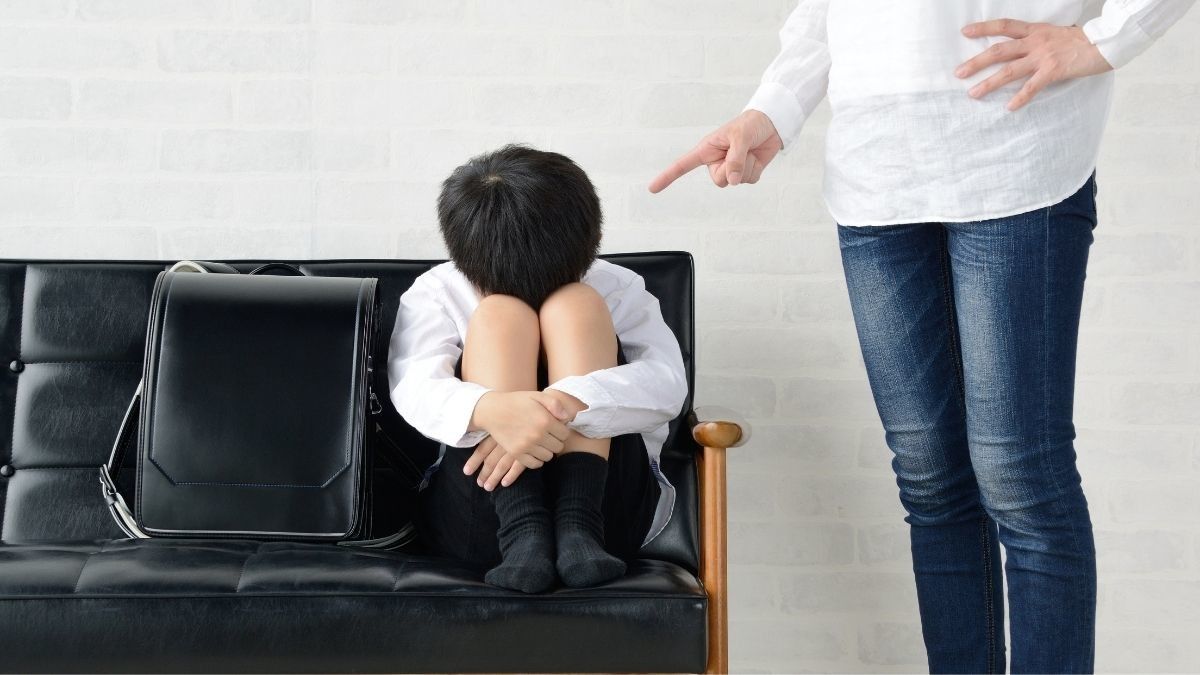 Dampak Pola Asuh Otoriter bagi Kesehatan Mental Anak