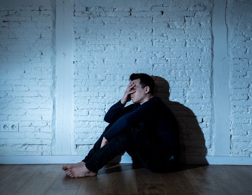 Patah Hati Meningkatkan Risiko Kematian, Mitos atau Fakta?