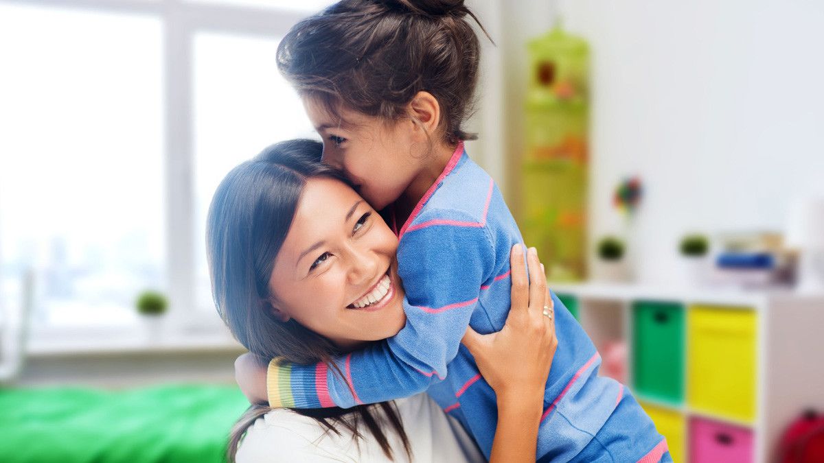 Efek Positif Menciptakan Emosi Bahagia pada Si Kecil