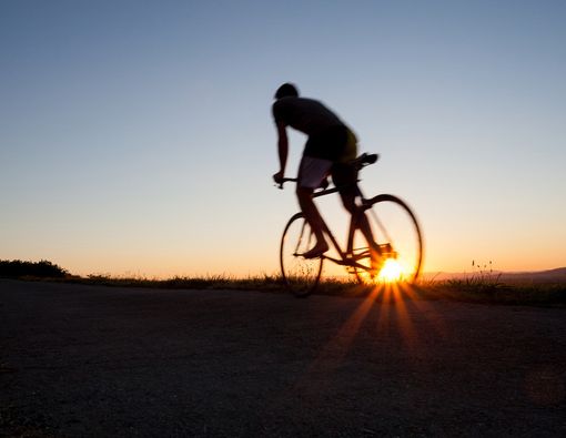 Tips Tetap Semangat Olahraga saat Puasa